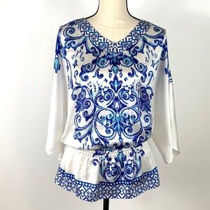 Chico's 1 Polyester Satin Pull-on V-neck Top Blue